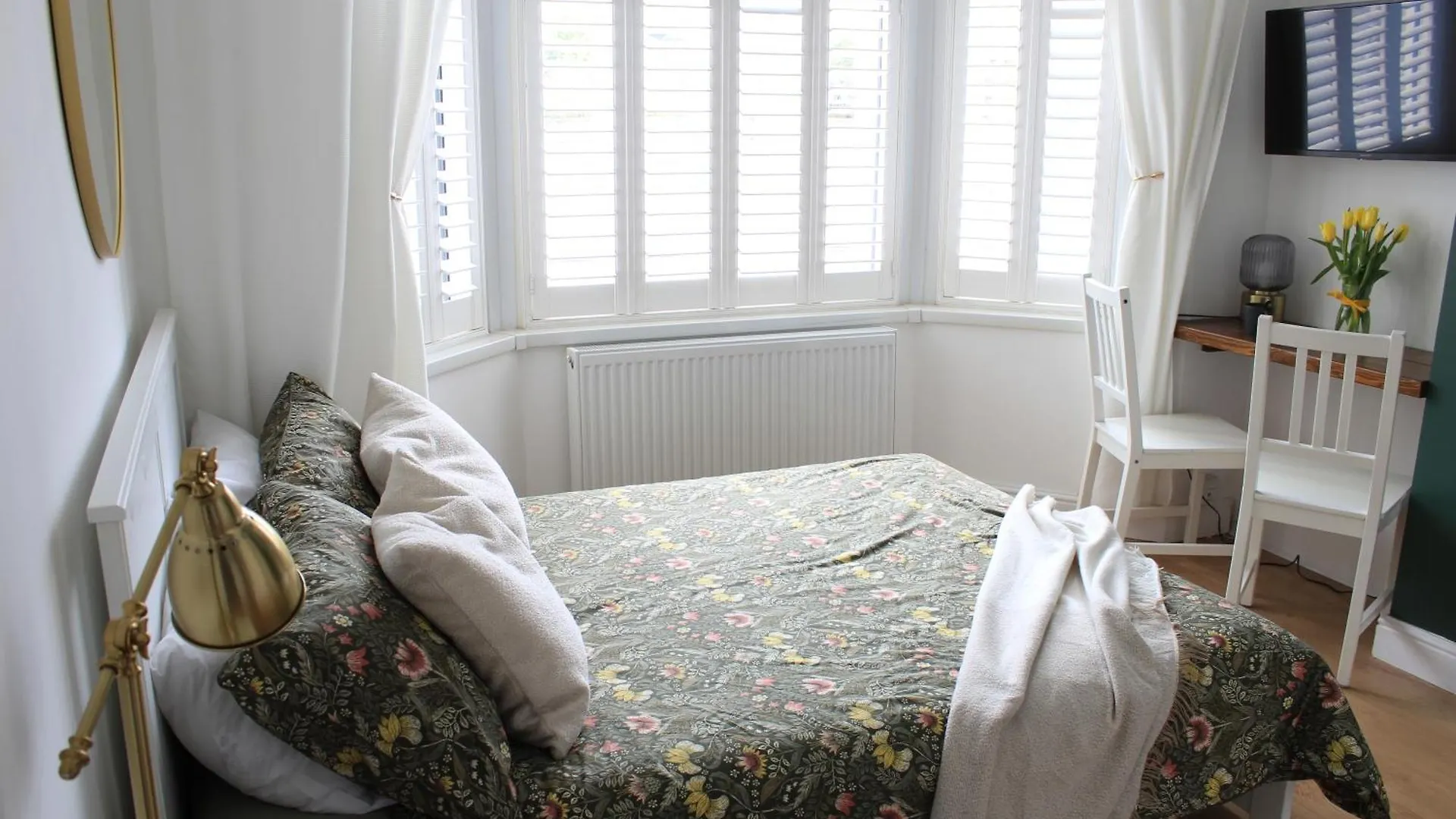 Private Toilet, 15 Min To Central London 0*,  United Kingdom